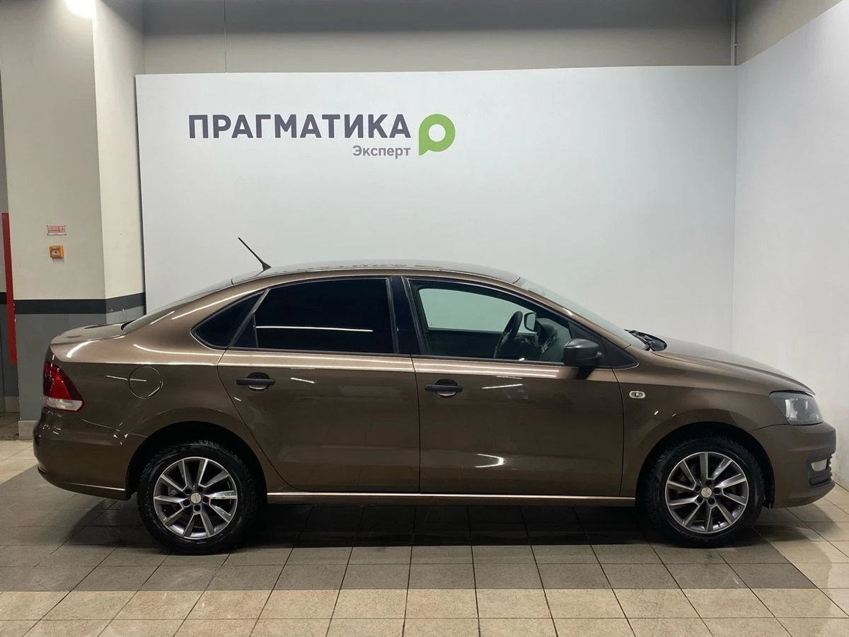 Volkswagen Polo, 2016г, передний привод, автомат