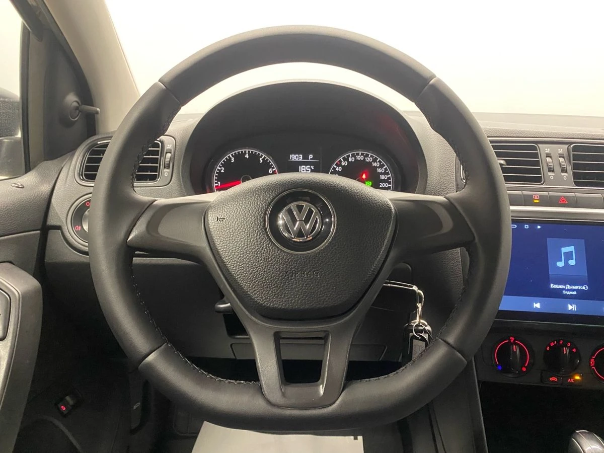 Volkswagen Polo, 2016г, передний привод, автомат
