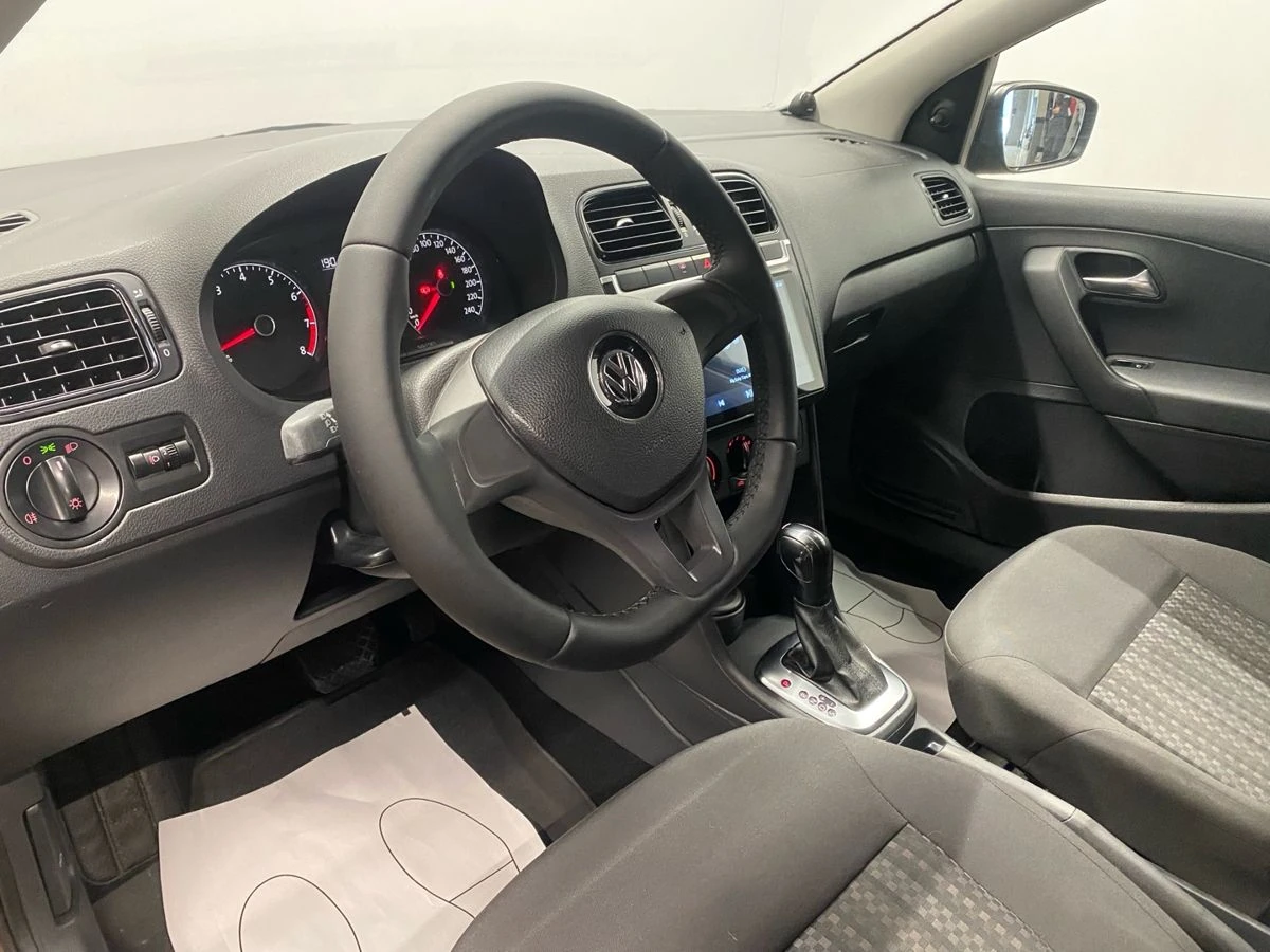 Volkswagen Polo, 2016г, передний привод, автомат