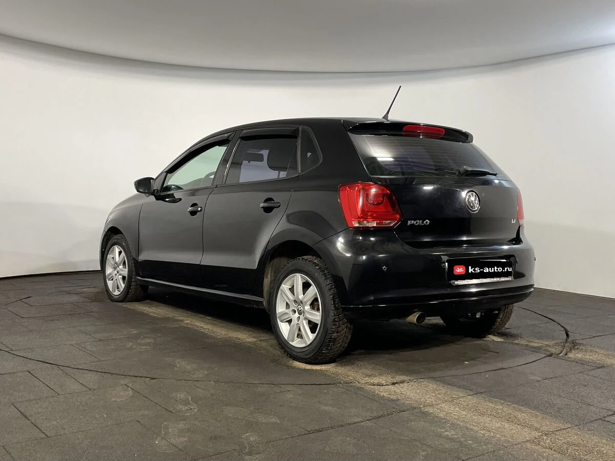 Volkswagen Polo, 2010г, передний привод, робот