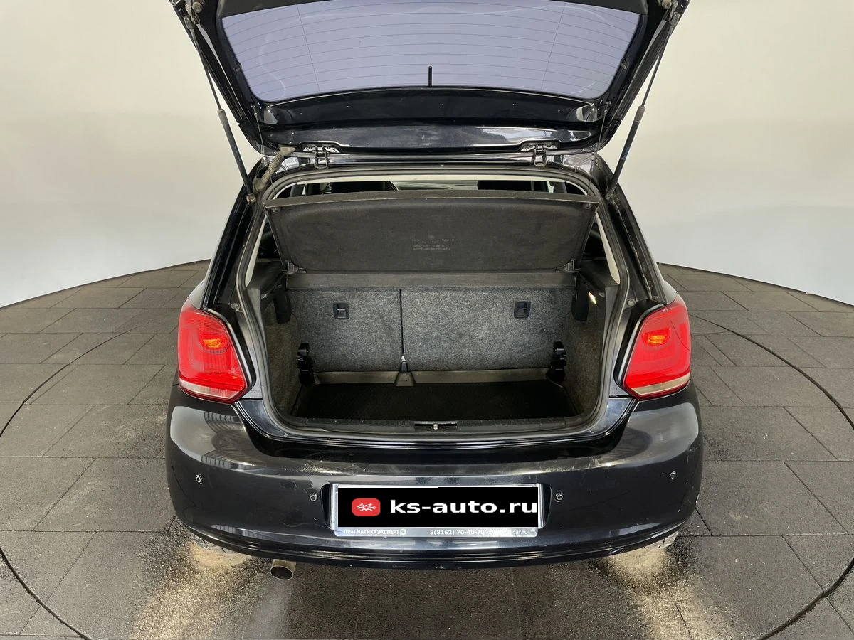 Volkswagen Polo, 2010г, передний привод, робот