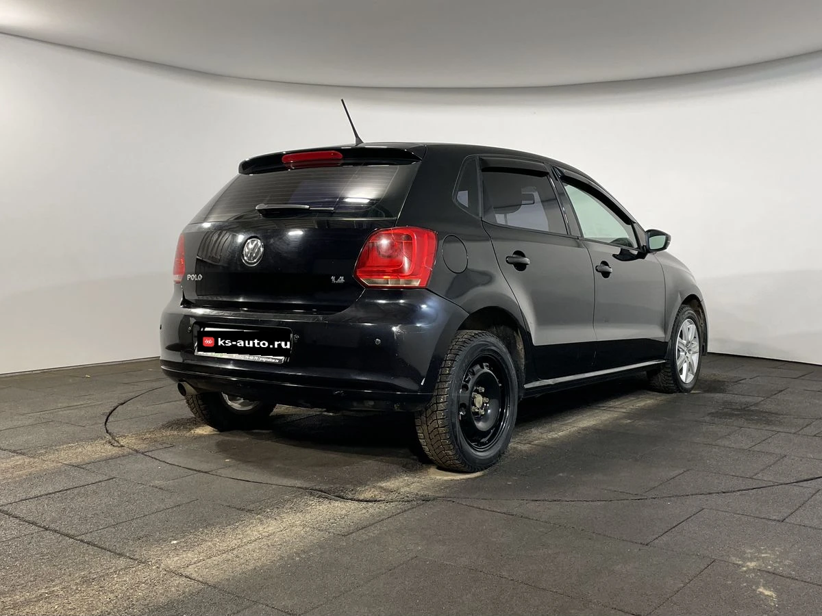 Volkswagen Polo, 2010г, передний привод, робот