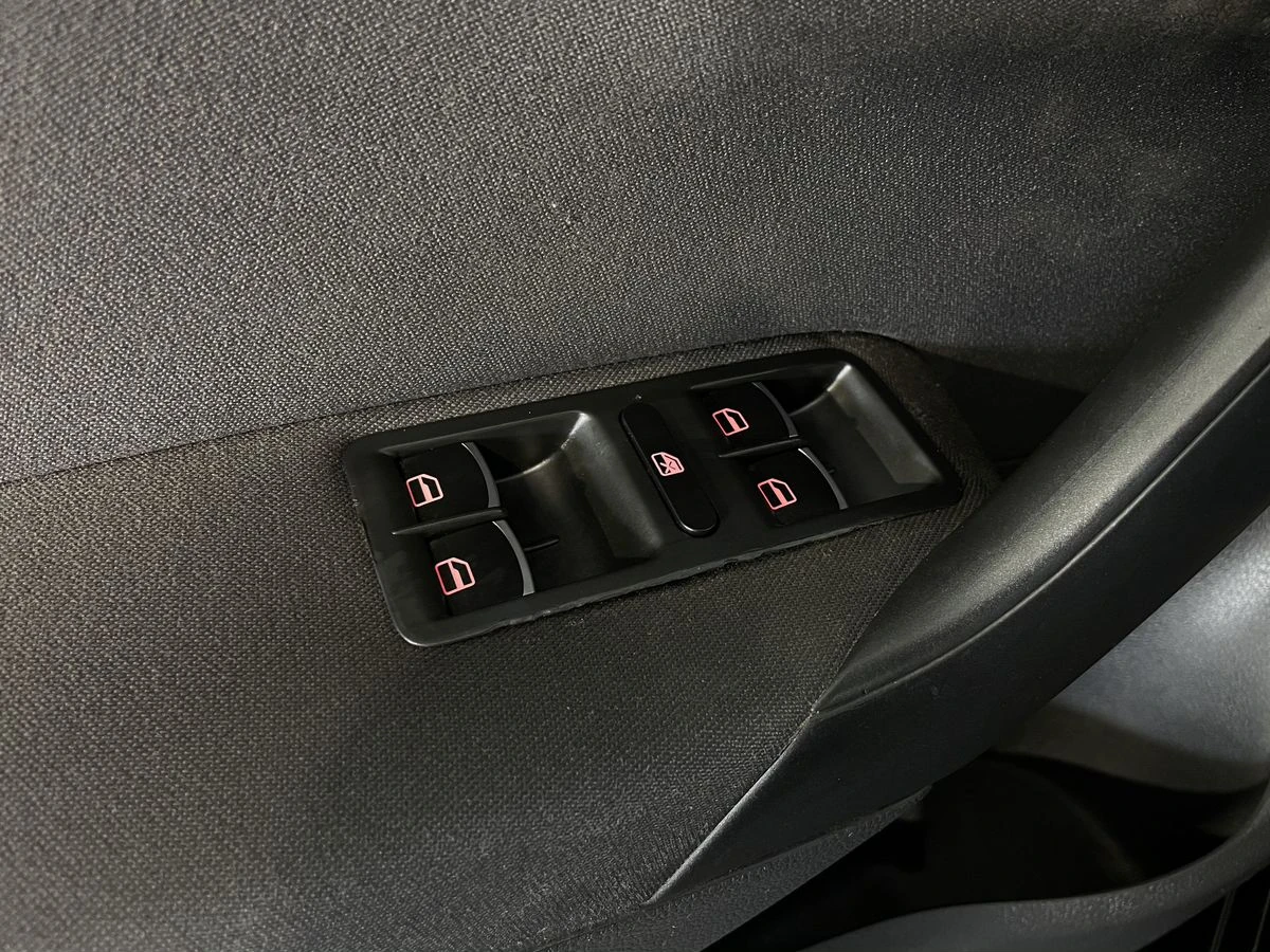 Volkswagen Polo, 2010г, передний привод, робот