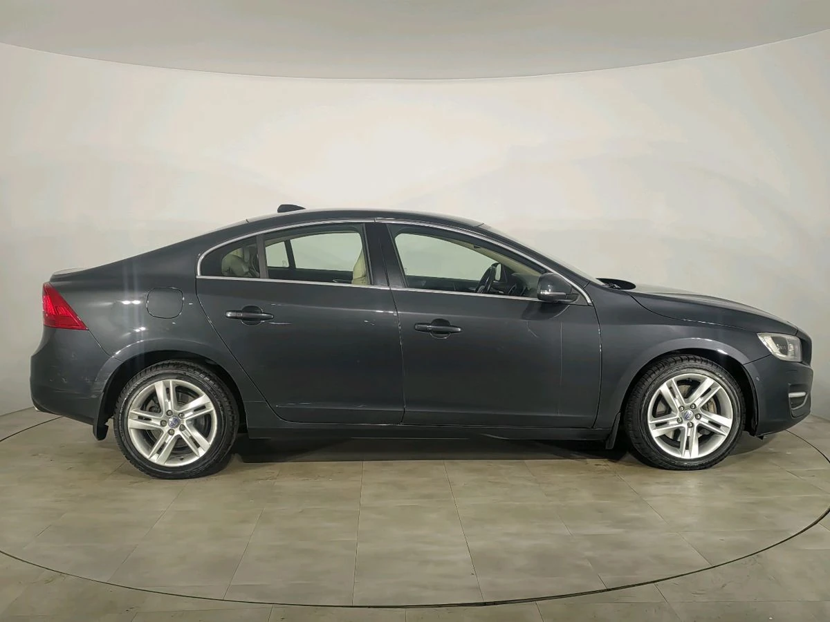 Volvo S60, 2014г, передний привод, автомат
