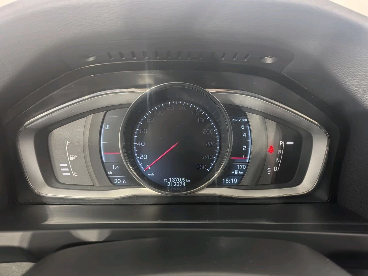 Volvo S60, 2014г, передний привод, автомат
