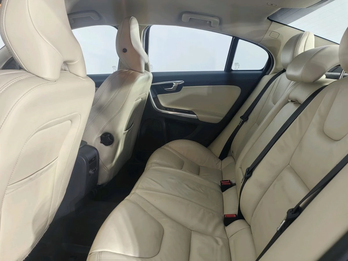 Volvo S60, 2014г, передний привод, автомат