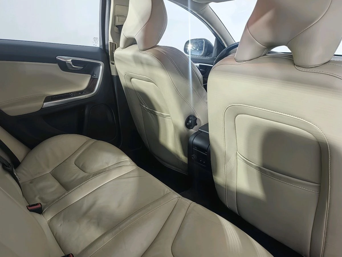 Volvo S60, 2014г, передний привод, автомат