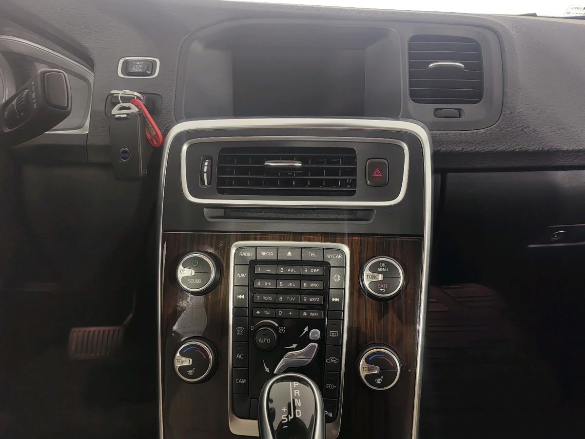 Volvo S60, 2014г, передний привод, автомат