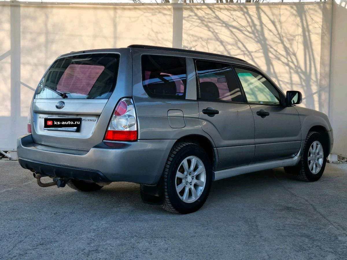 Subaru Forester, 2006г, полный привод, механика