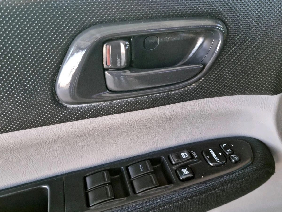 Subaru Forester, 2006г, полный привод, механика