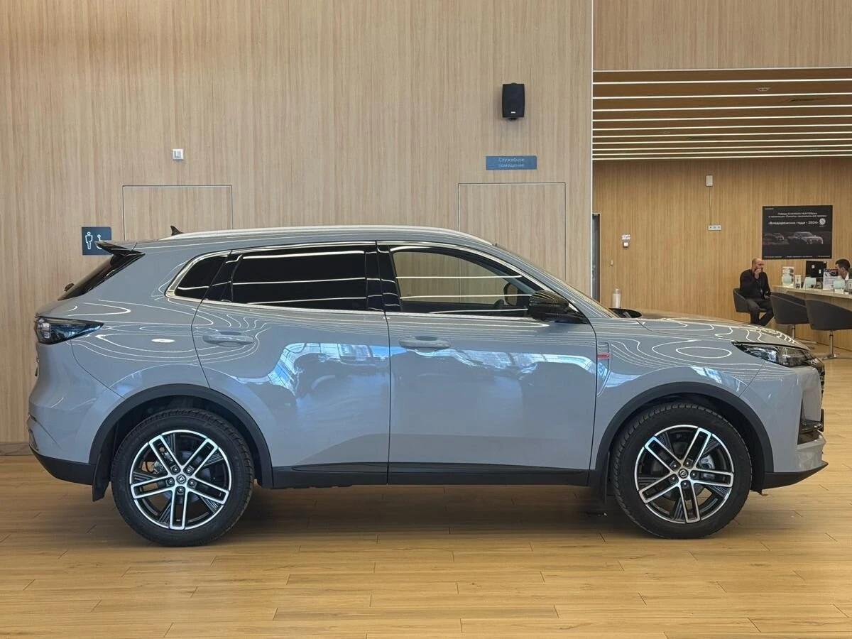 Changan UNI-S (CS55 Plus), 2024г, передний привод, робот