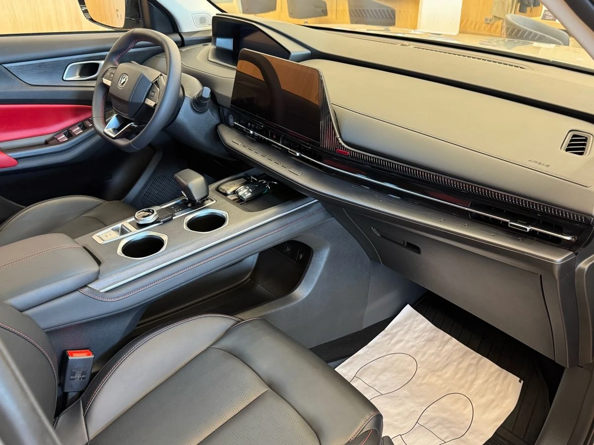 Changan UNI-S (CS55 Plus), 2024г, передний привод, робот