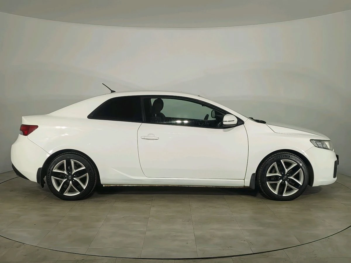 Kia Cerato, 2012г, передний привод, автомат
