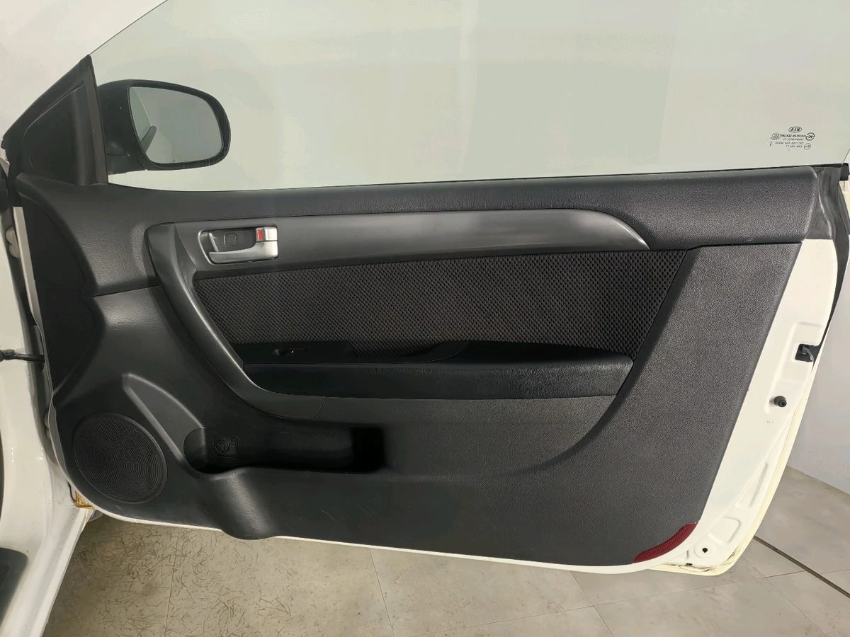 Kia Cerato, 2012г, передний привод, автомат