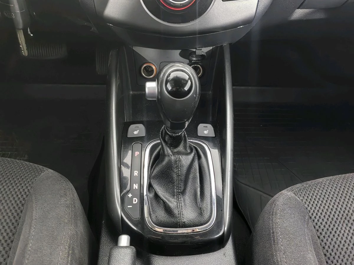 Kia Cerato, 2012г, передний привод, автомат