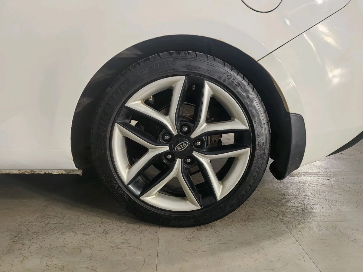 Kia Cerato, 2012г, передний привод, автомат