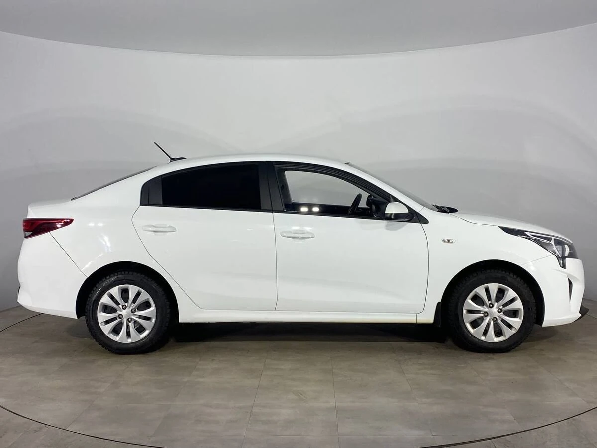 Kia Rio, 2020г, передний привод, автомат