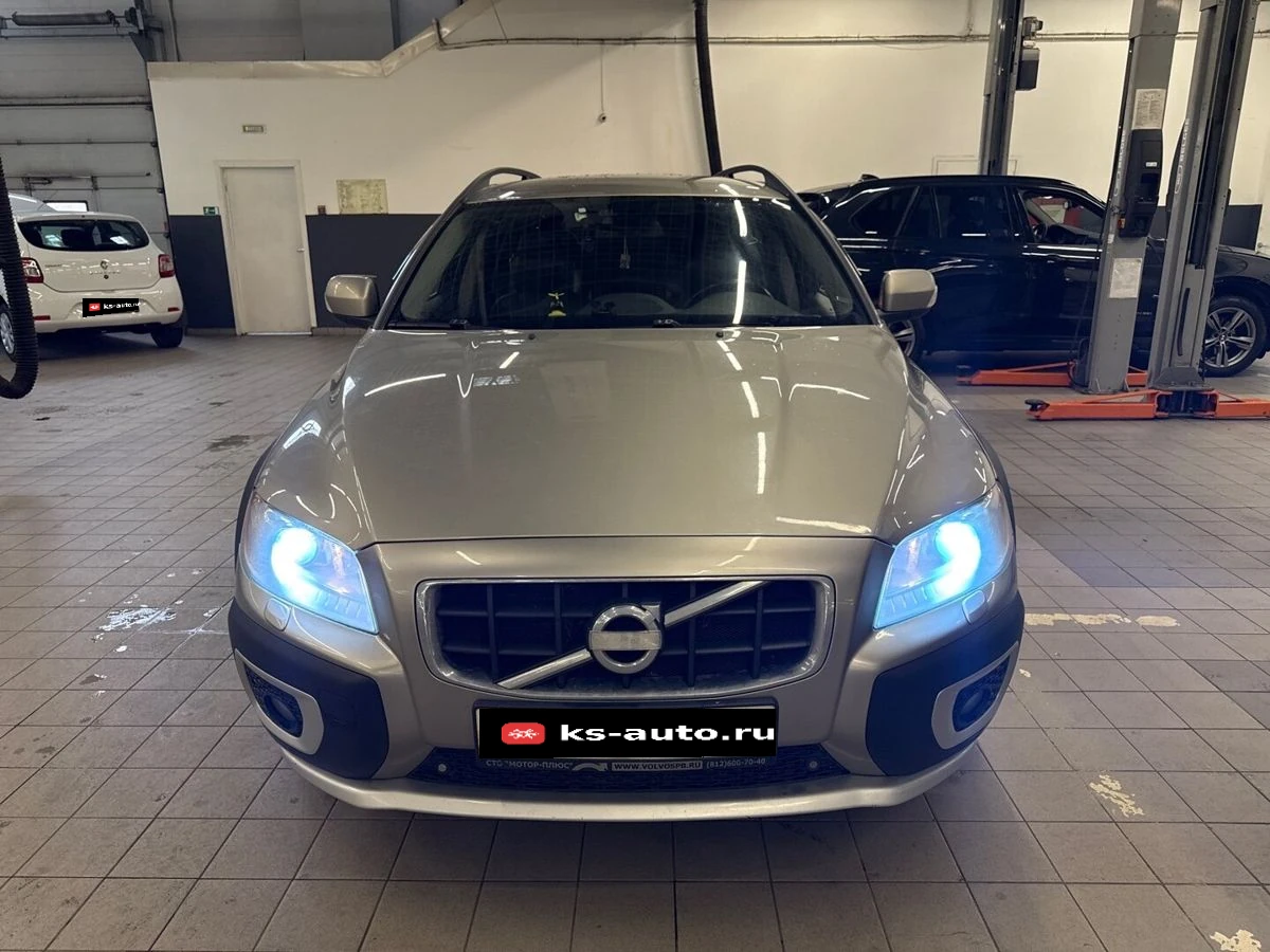 Volvo XC70, 2012г, полный привод, автомат