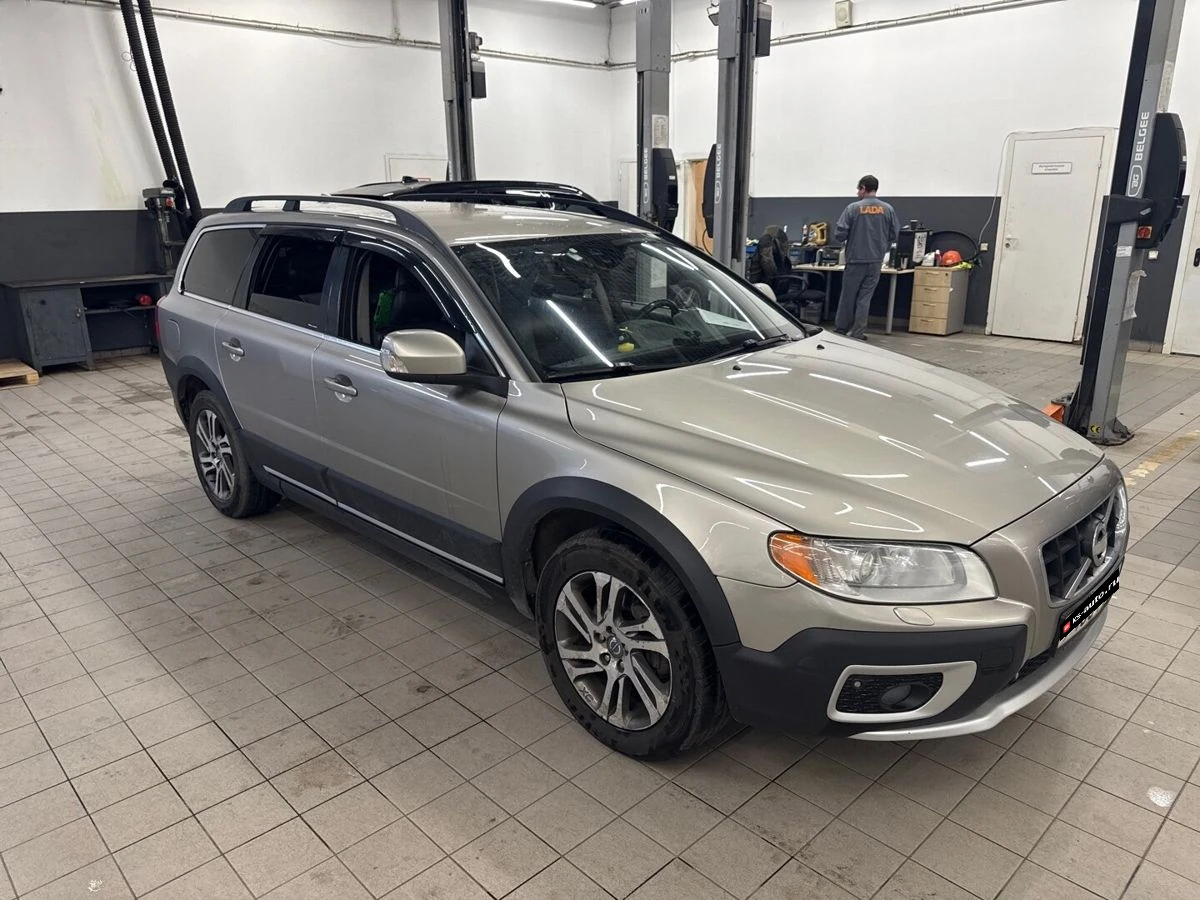 Volvo XC70, 2012г, полный привод, автомат