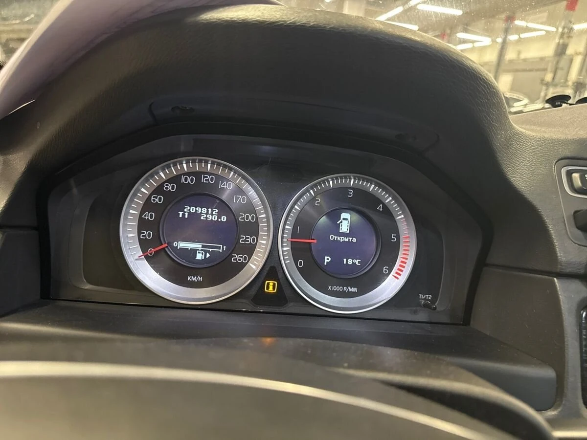 Volvo XC70, 2012г, полный привод, автомат