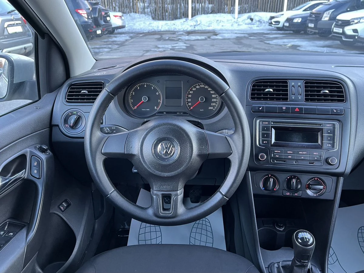 Volkswagen Polo, 2013г, передний привод, механика