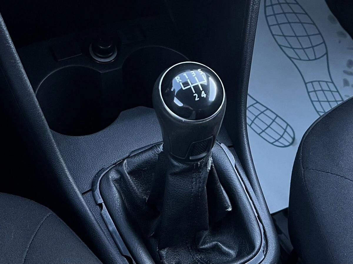 Volkswagen Polo, 2013г, передний привод, механика