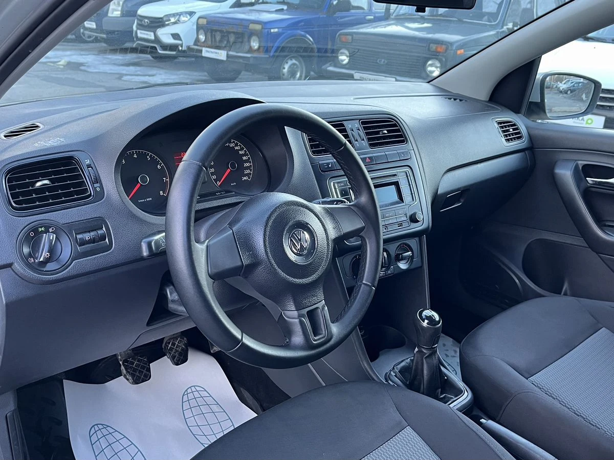 Volkswagen Polo, 2013г, передний привод, механика