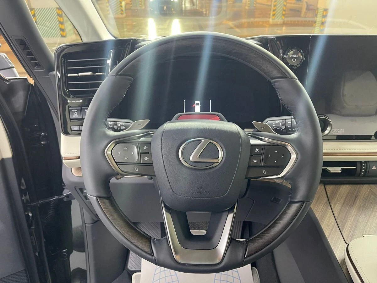Lexus LM, 2024г, полный привод, вариатор