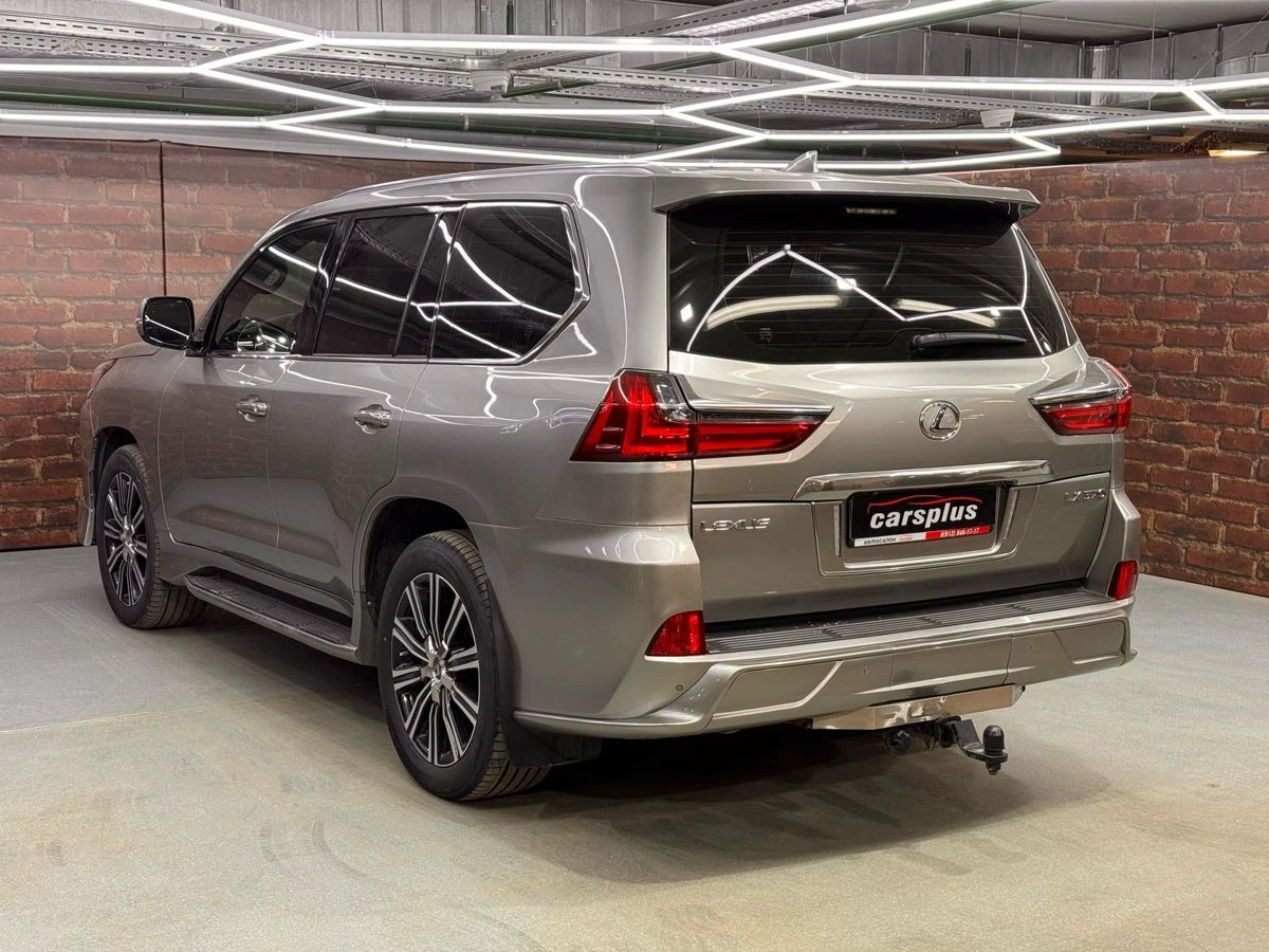 Lexus LX, 2017г, полный привод, автомат