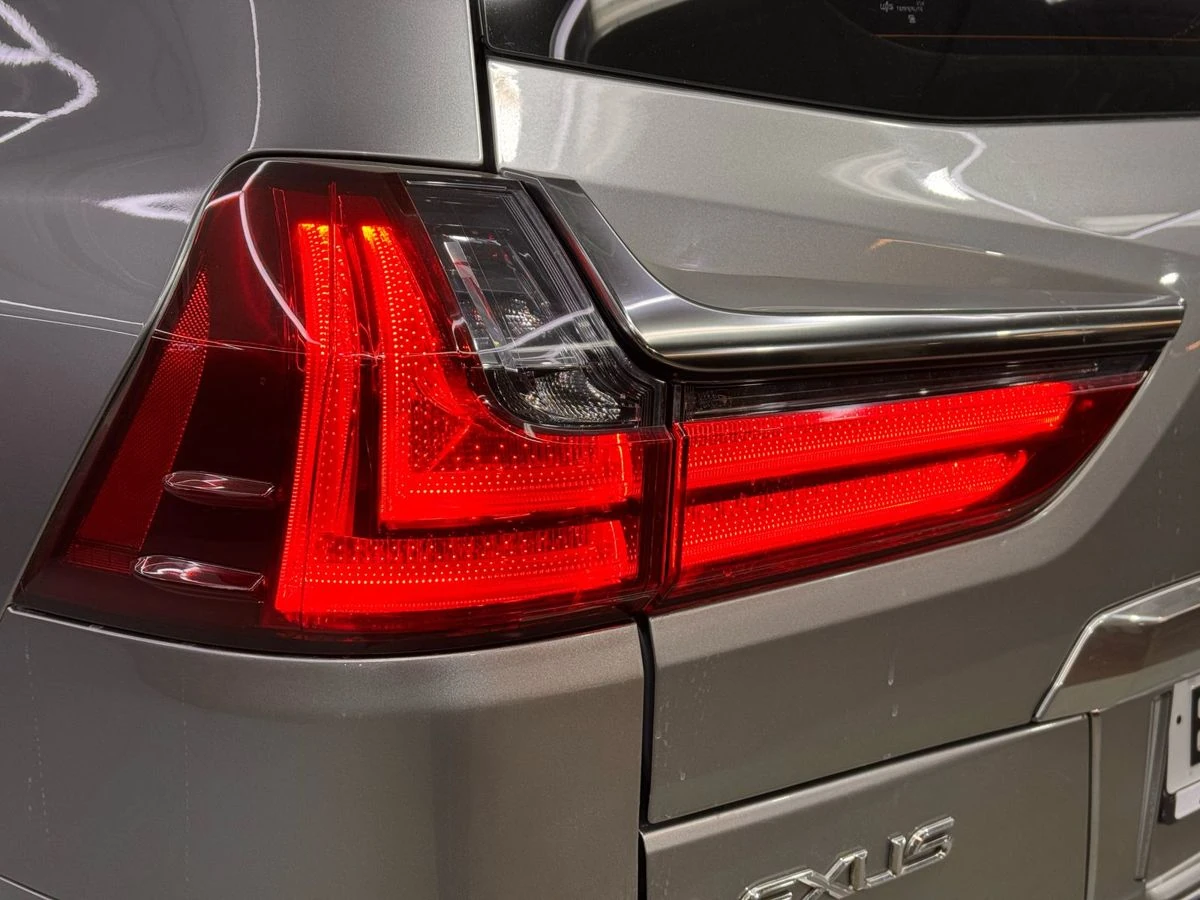 Lexus LX, 2017г, полный привод, автомат