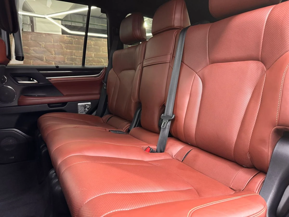 Lexus LX, 2017г, полный привод, автомат