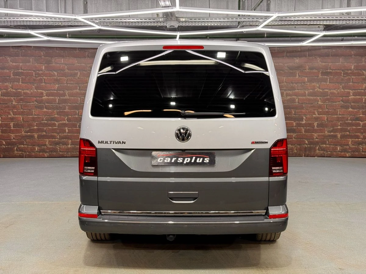 Volkswagen Multivan, 2022г, полный привод, робот