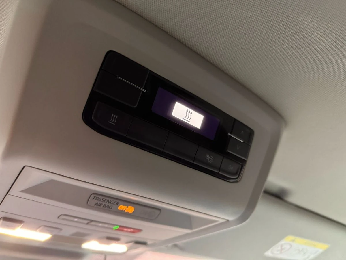 Volkswagen Multivan, 2022г, полный привод, робот