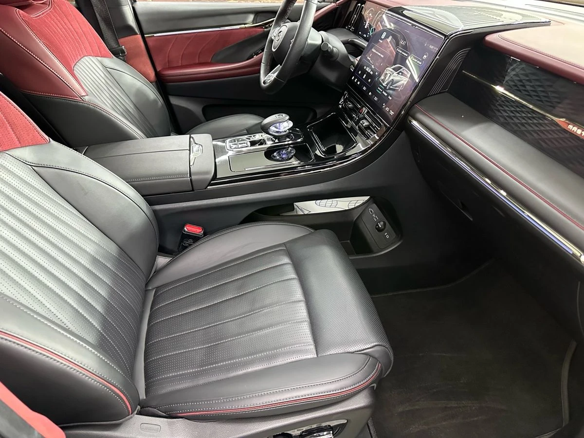 GAC M8, 2024г, передний привод, автомат