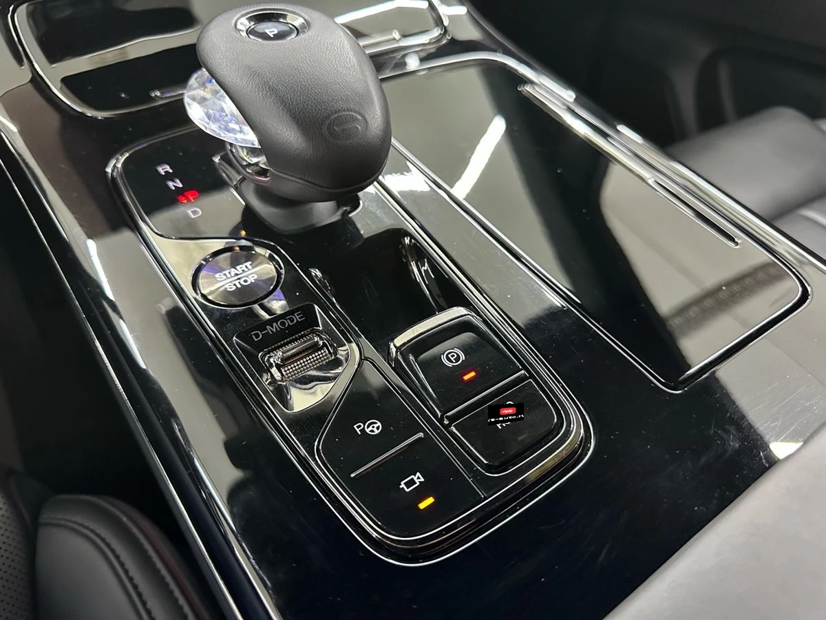 GAC M8, 2024г, передний привод, автомат