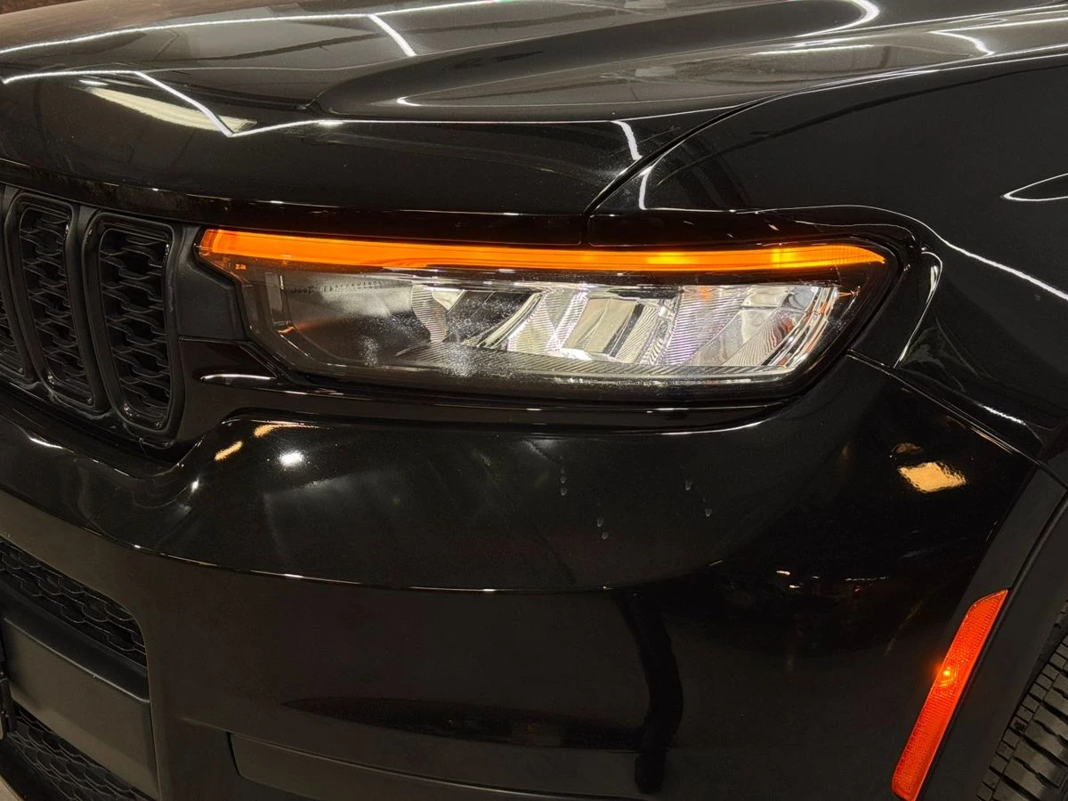 Jeep Grand Cherokee, 2021г, задний привод, автомат