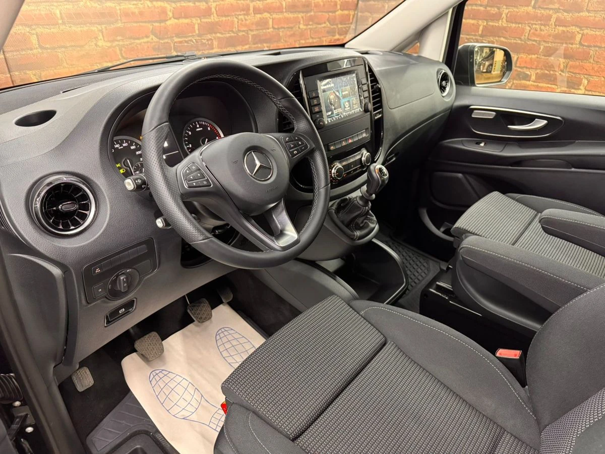 Mercedes-Benz Vito, 2022г, задний привод, механика