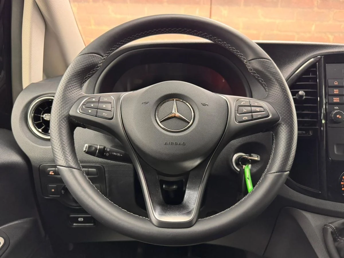 Mercedes-Benz Vito, 2022г, задний привод, механика