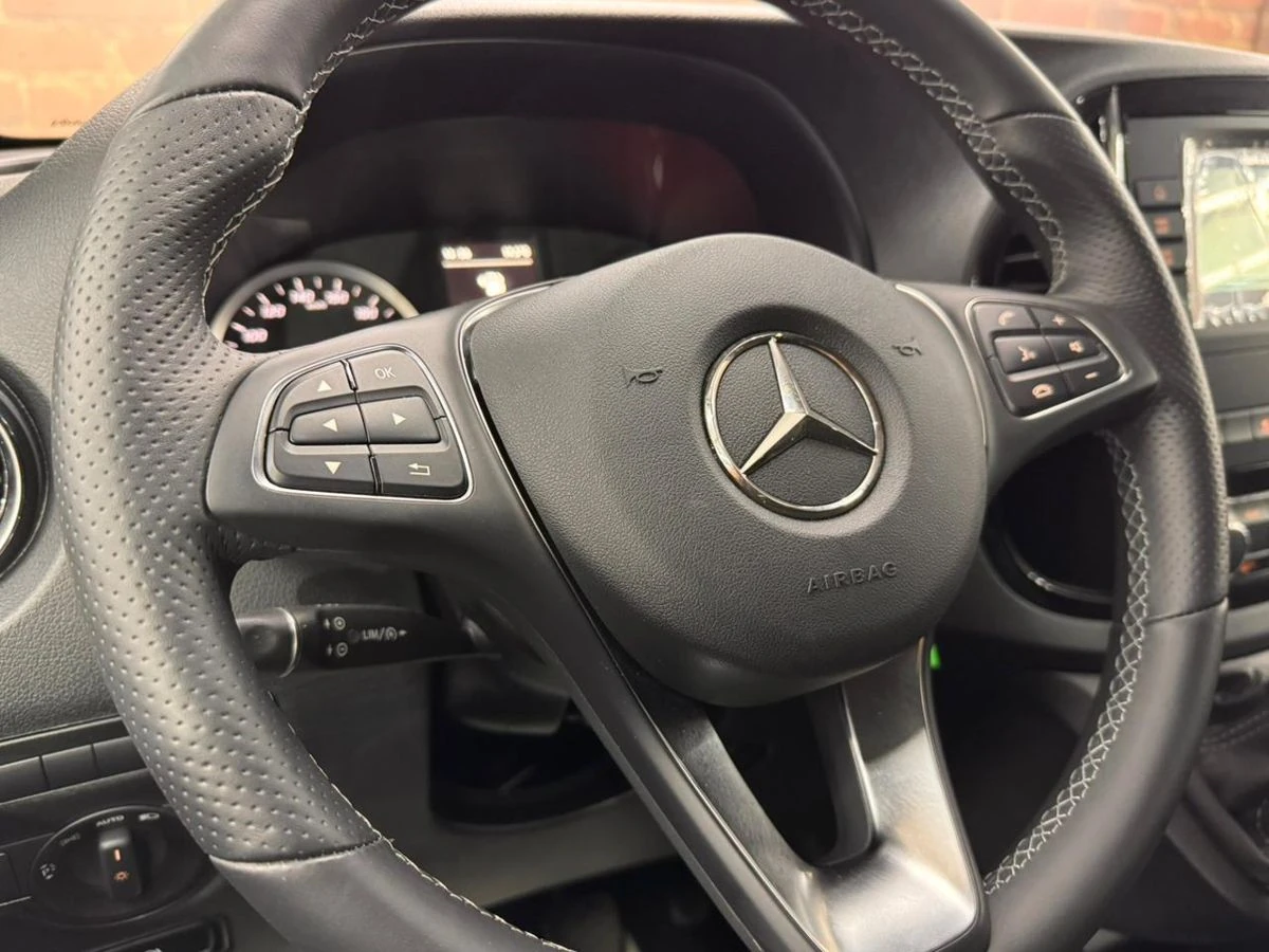 Mercedes-Benz Vito, 2022г, задний привод, механика