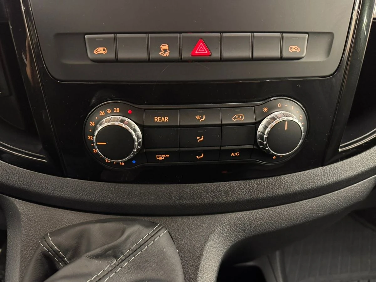 Mercedes-Benz Vito, 2022г, задний привод, механика
