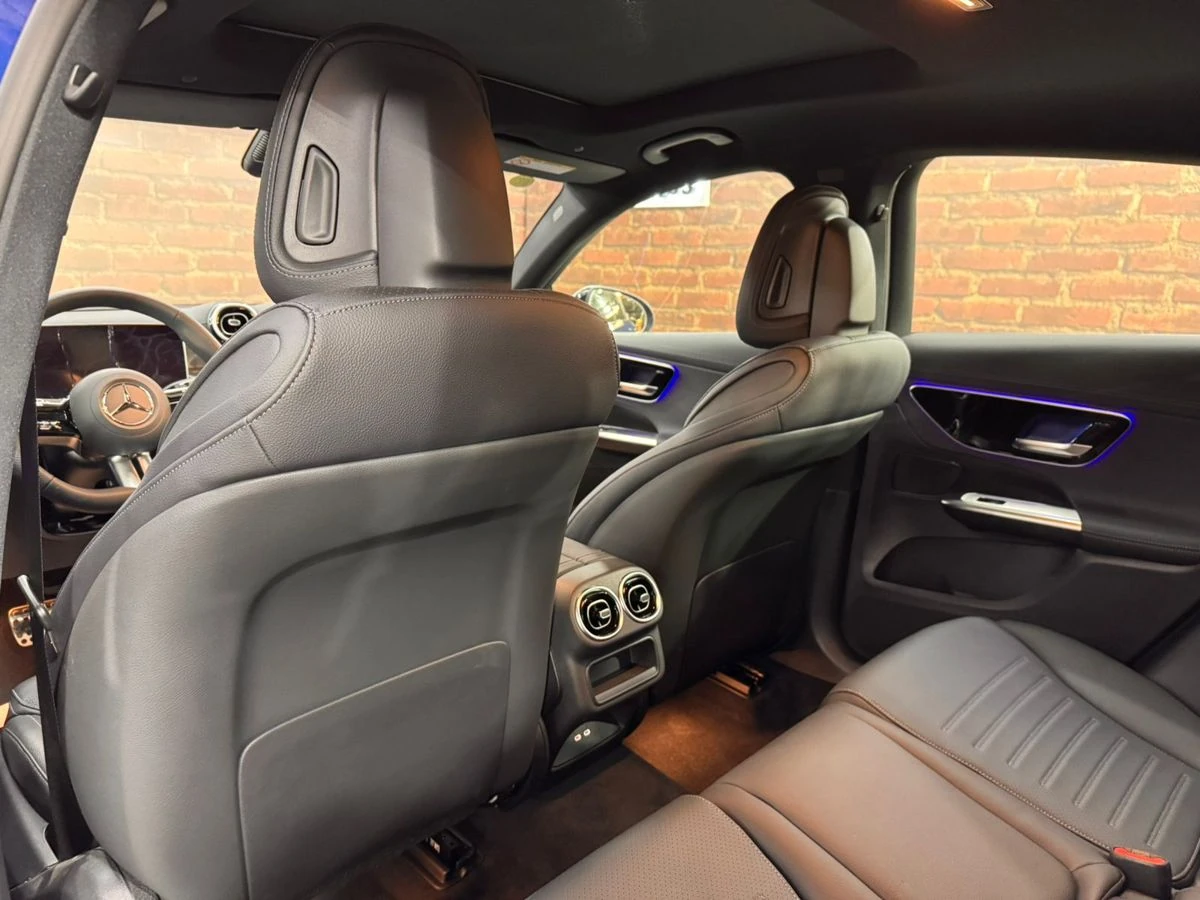 Mercedes-Benz , 2024г.