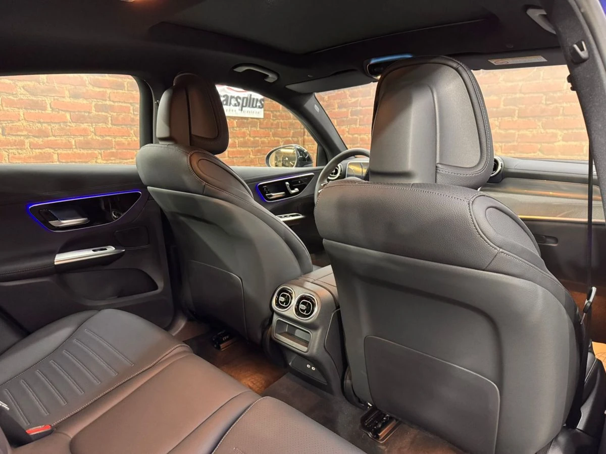 Mercedes-Benz , 2024г.