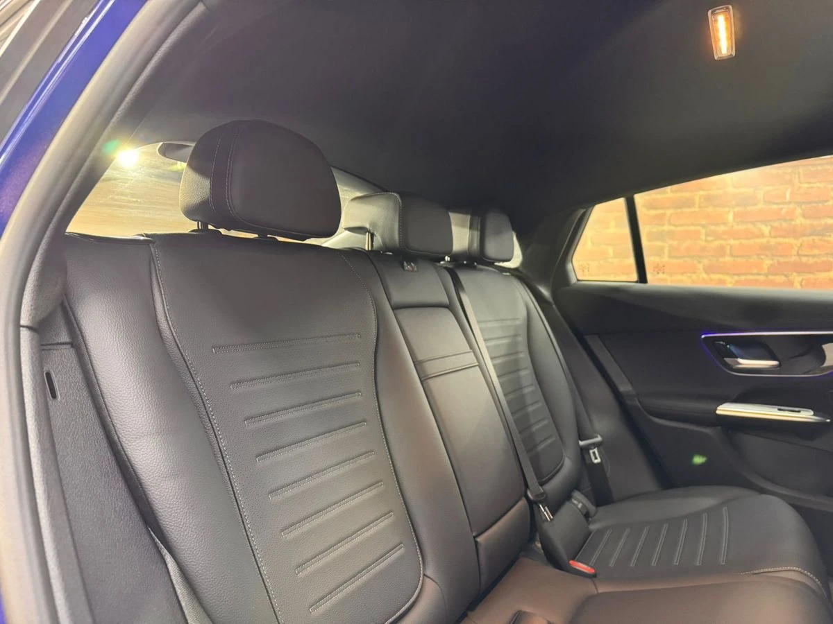 Mercedes-Benz , 2024г.