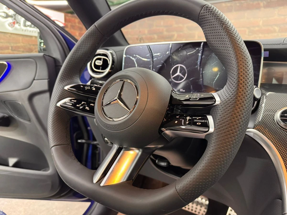 Mercedes-Benz , 2024г.