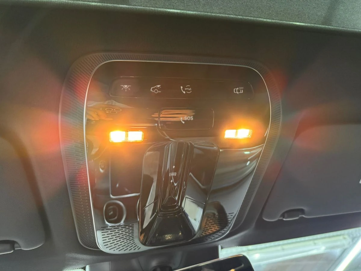 Mercedes-Benz , 2024г.