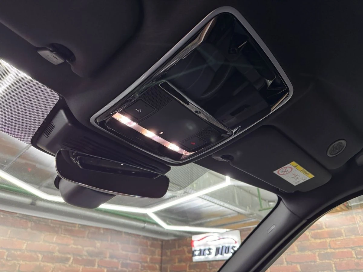 Land Rover Range Rover Velar, 2022г, полный привод, автомат