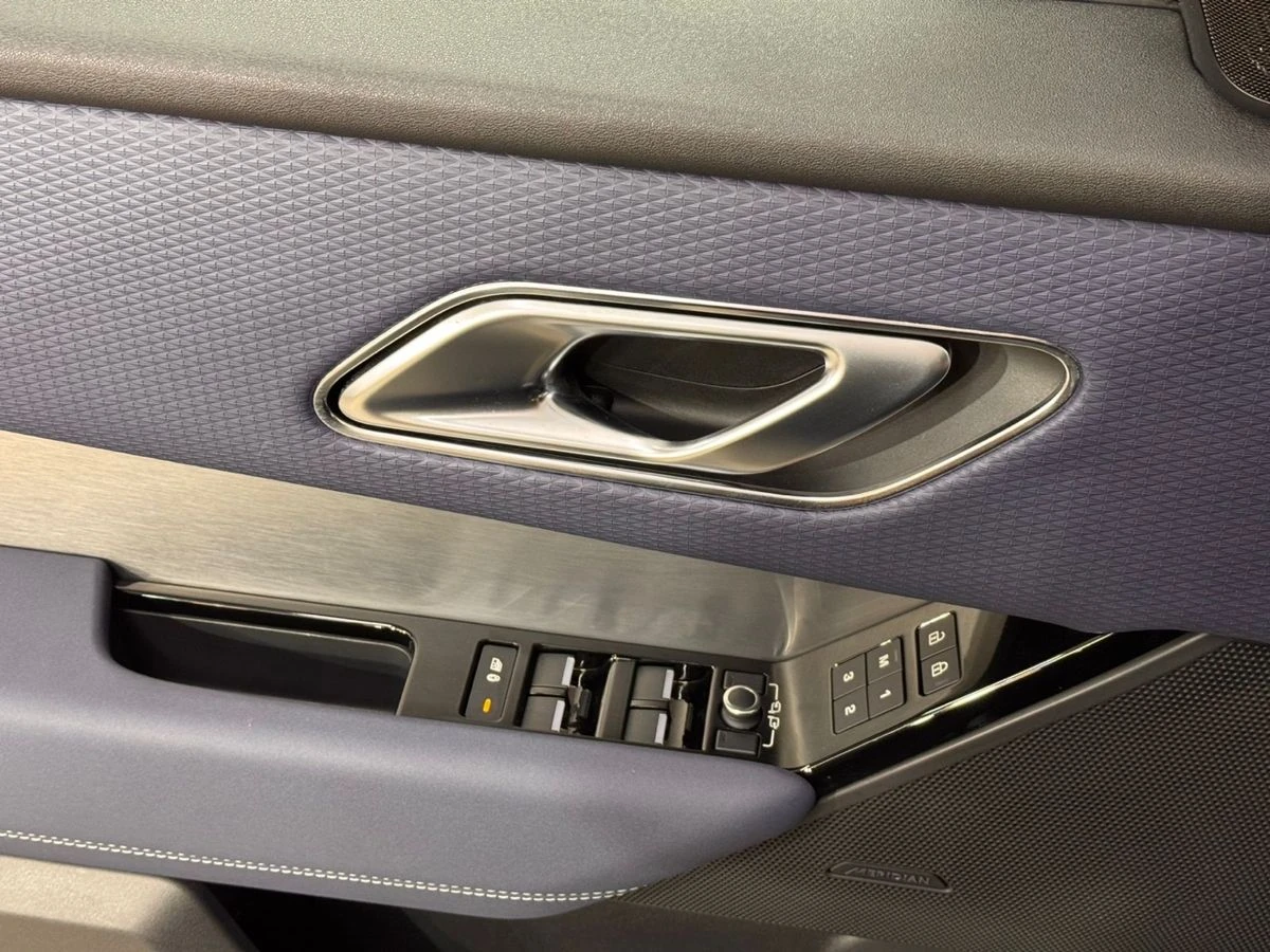 Land Rover Range Rover Velar, 2022г, полный привод, автомат