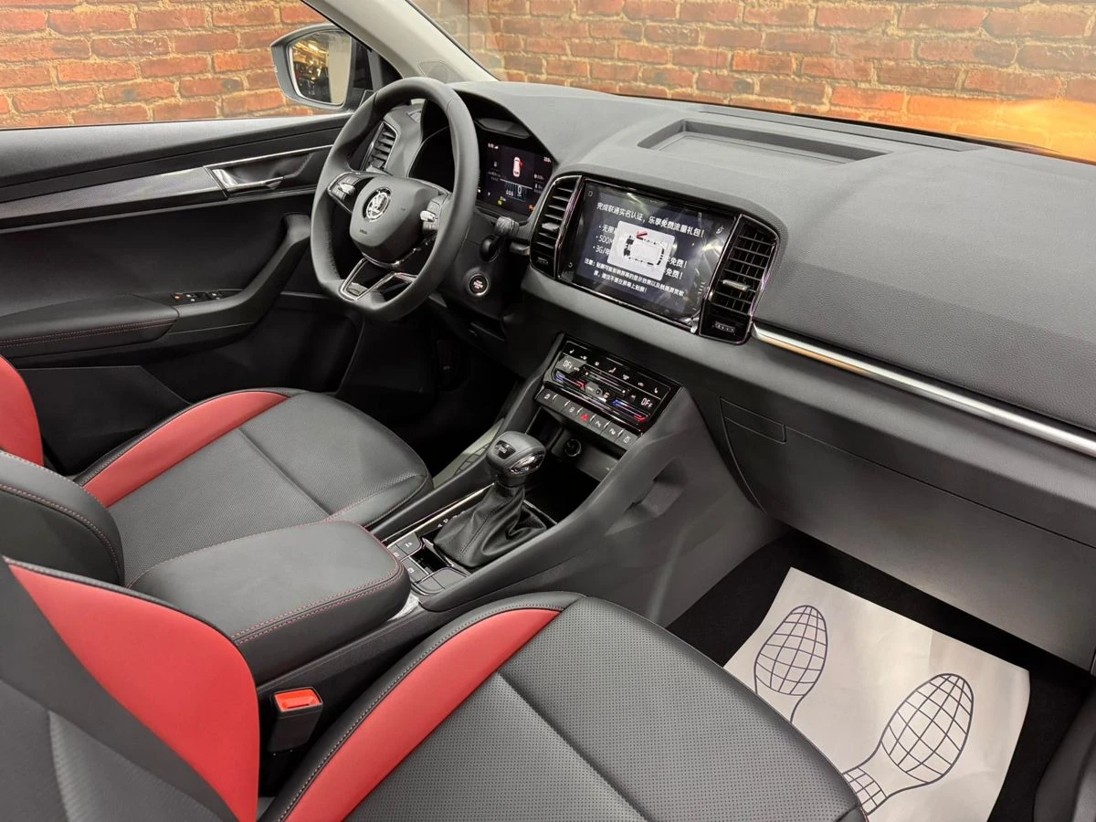 Skoda Karoq, 2025г, передний привод, робот