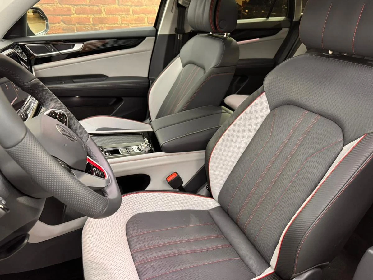 Volkswagen , 2025г., полный привод, робот