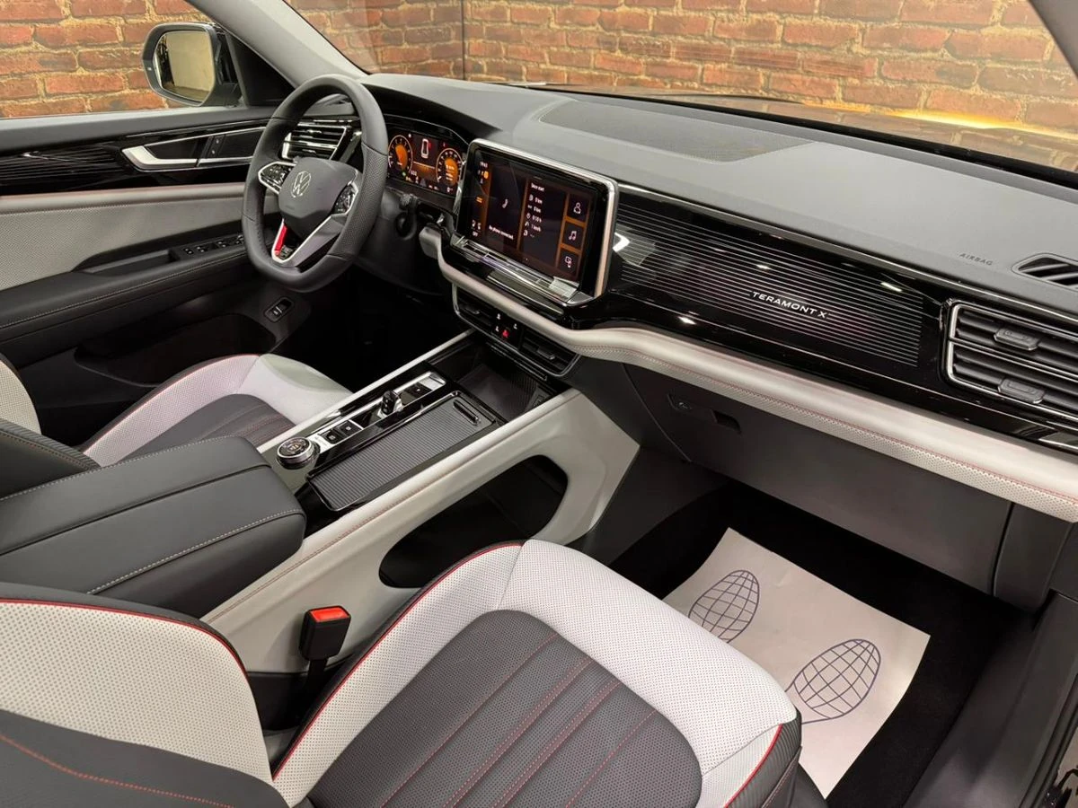 Volkswagen , 2025г., полный привод, робот